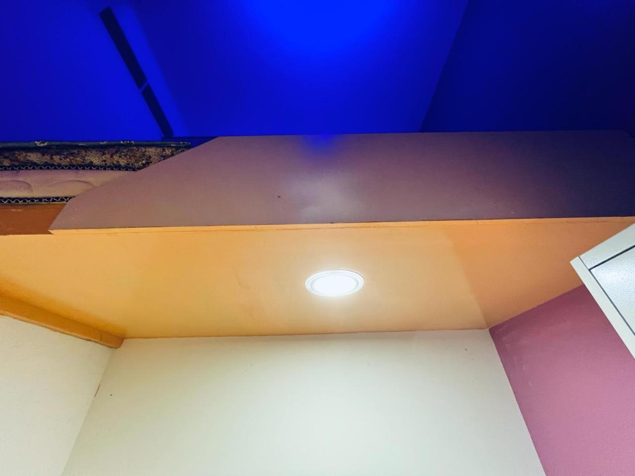 迪拜Moon Backpackers Burjman Exit 2, Family Partitions, Loft Partitions,公寓 外观 照片